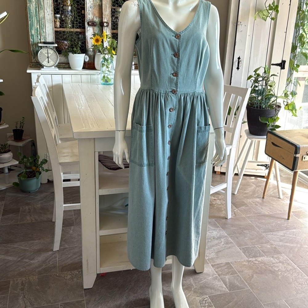 “Tickets California” VTG 80s Denim chambray Sleeveless western Dress Sz 11 🕰️